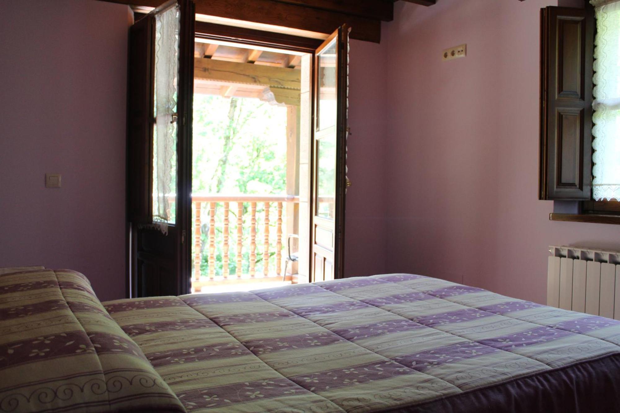 Vivienda Vacacional La Gueera - Casas De Los Picos San Esteban  Экстерьер фото